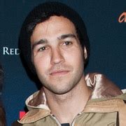 pete wentz height|Pete Wentz height in ft (feet), cm & meters — MrHeight